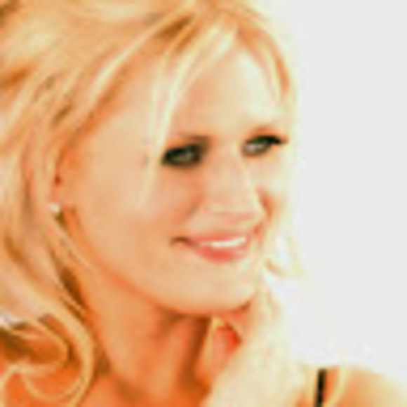 Meet your Posher, Nancy - Picture 1 of 1